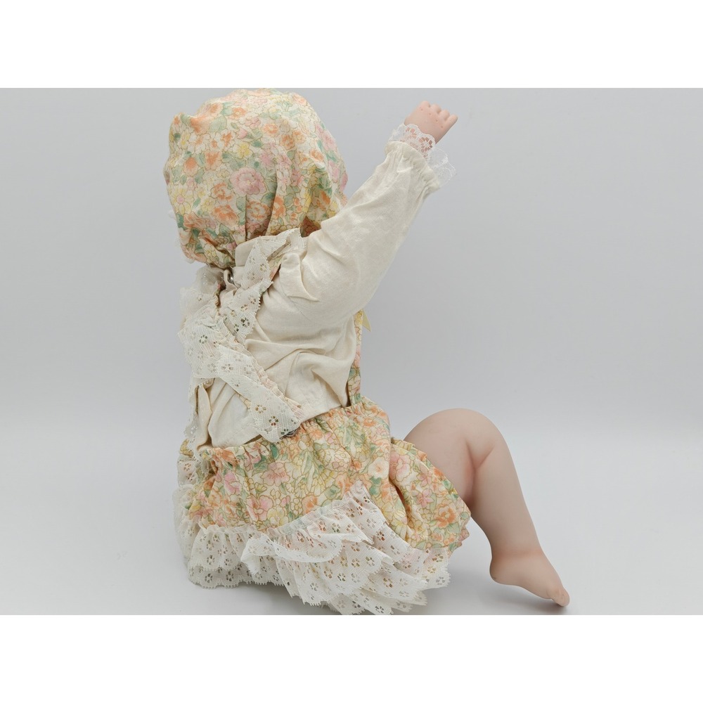 Vintage Porcelain Baby Doll Floral Lace Romper Bonnet Blue Eyes Cottagecore - Picture 4 of 7
